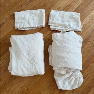 Crate&Barrel Natural Hemp Full Bed Sheet Set - Queen